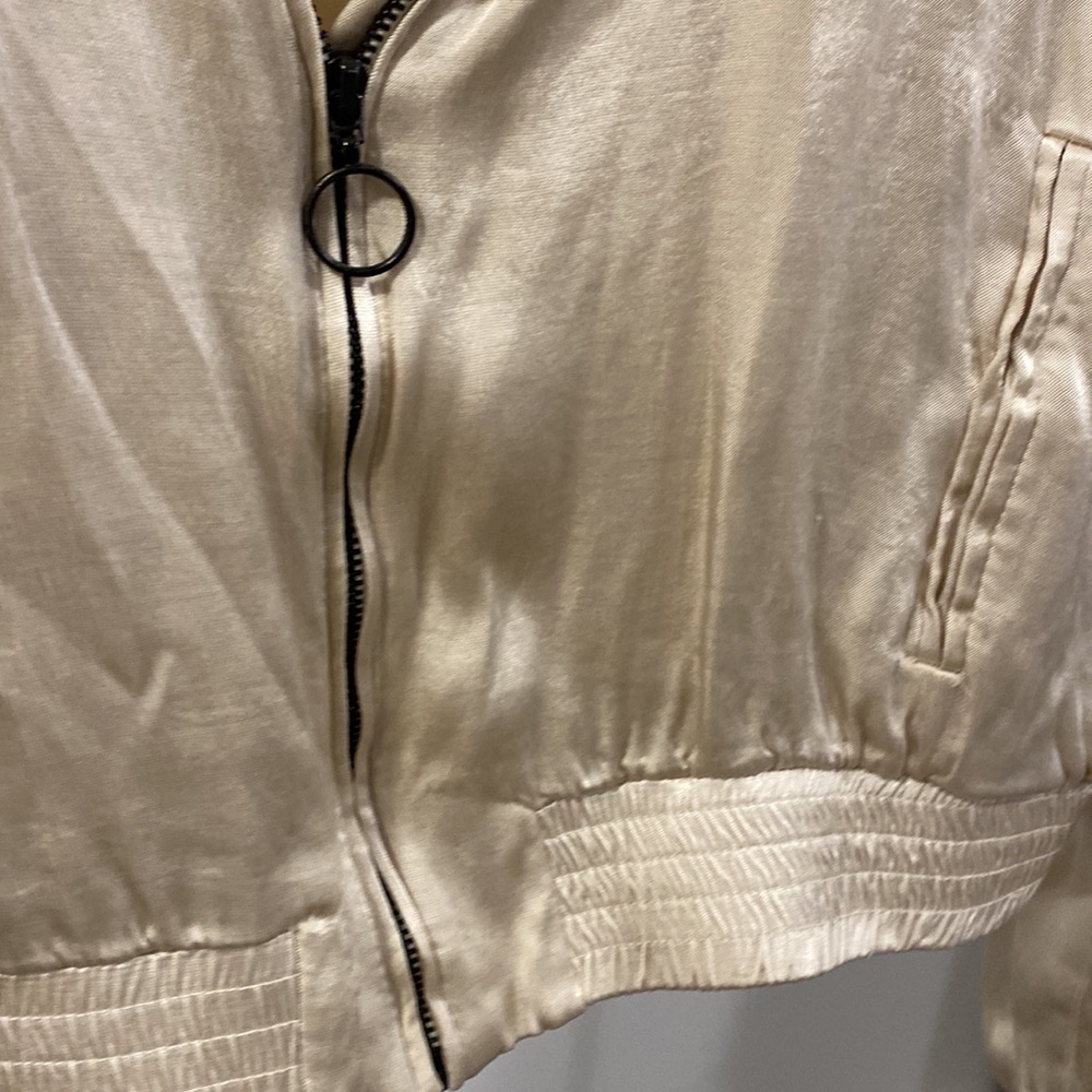 Silk jacket - Picture 4 of 4